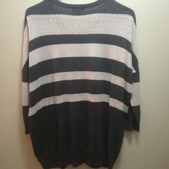 Covet Stripe Sweater - Picture 5 of 6